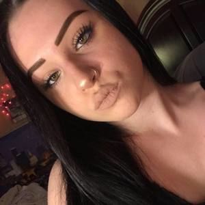 Meet your Posher, Lexie